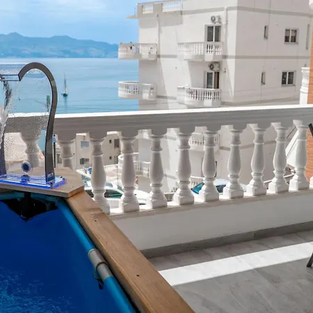Esel * Sarandë