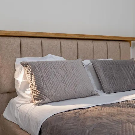 Esel Apartment