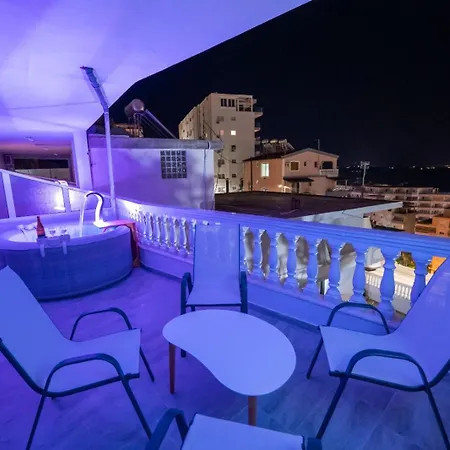 Esel * Sarandë