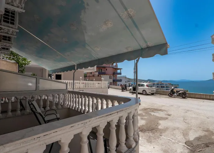 Esel * Sarande